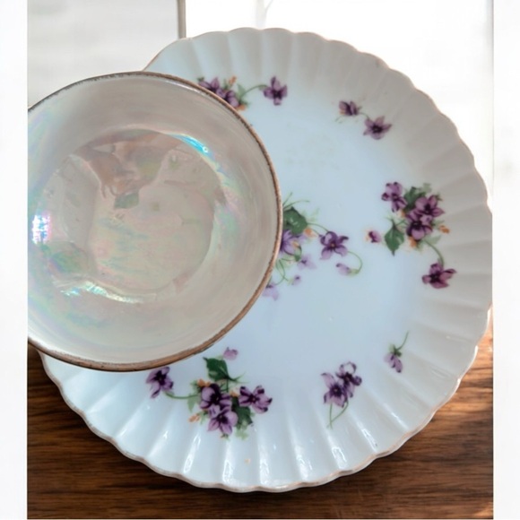 Other - Victorian violents snack plate and cup set